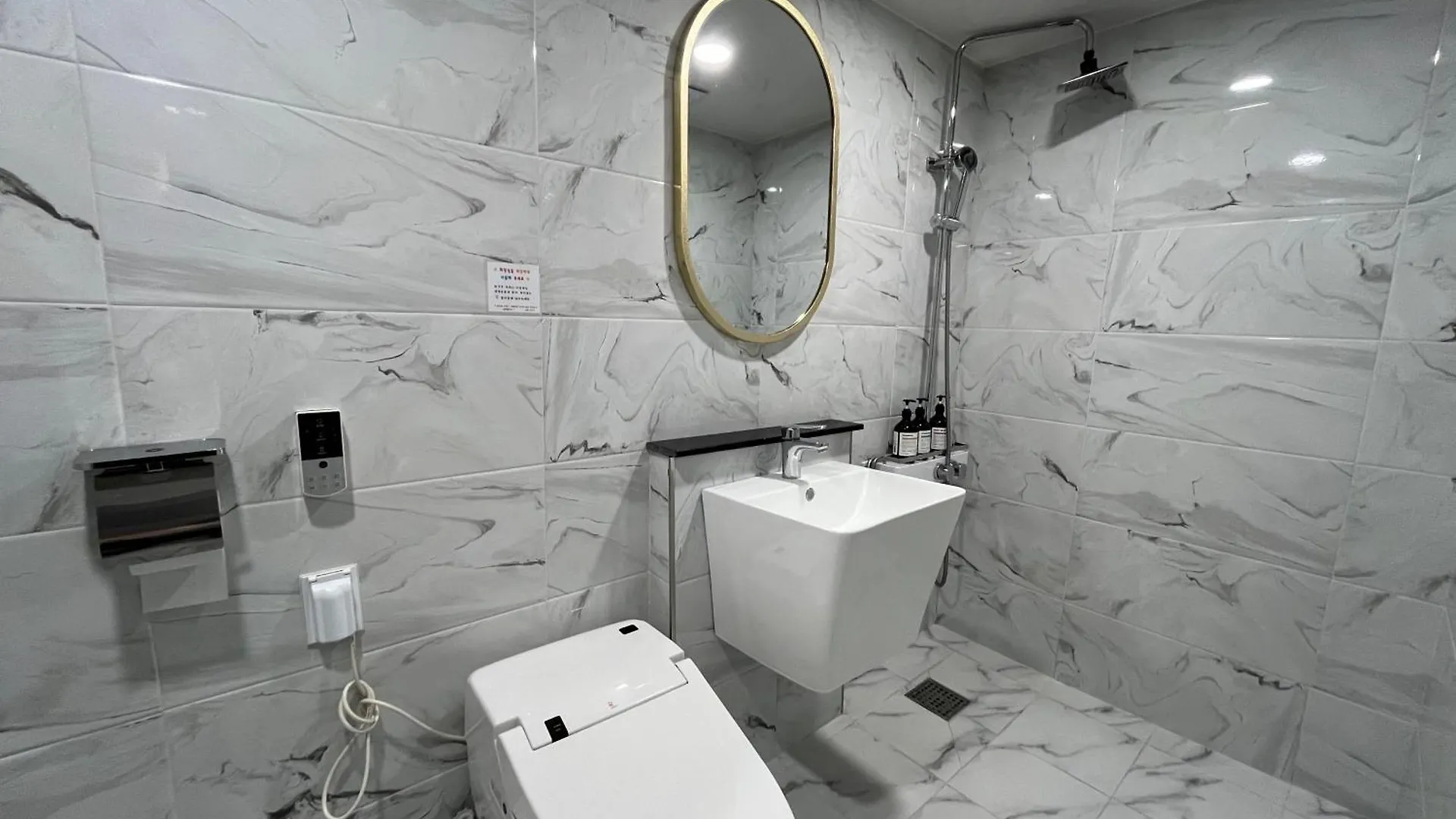 Hotel Gate Incheon 0*,  Korsel